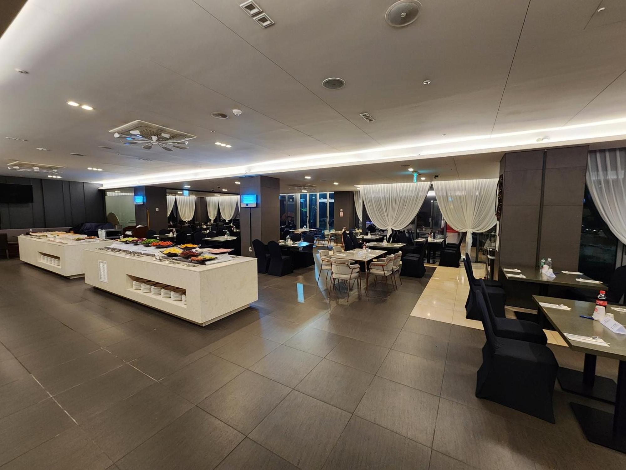 Ramada By Wyndham Jeju Hamdeok Otel Dış mekan fotoğraf
