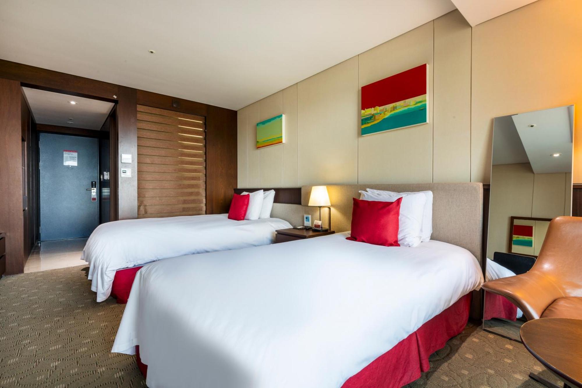 Ramada By Wyndham Jeju Hamdeok Otel Dış mekan fotoğraf
