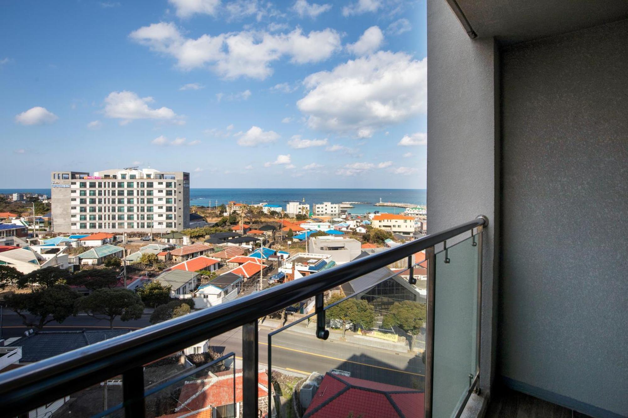 Ramada By Wyndham Jeju Hamdeok Otel Dış mekan fotoğraf