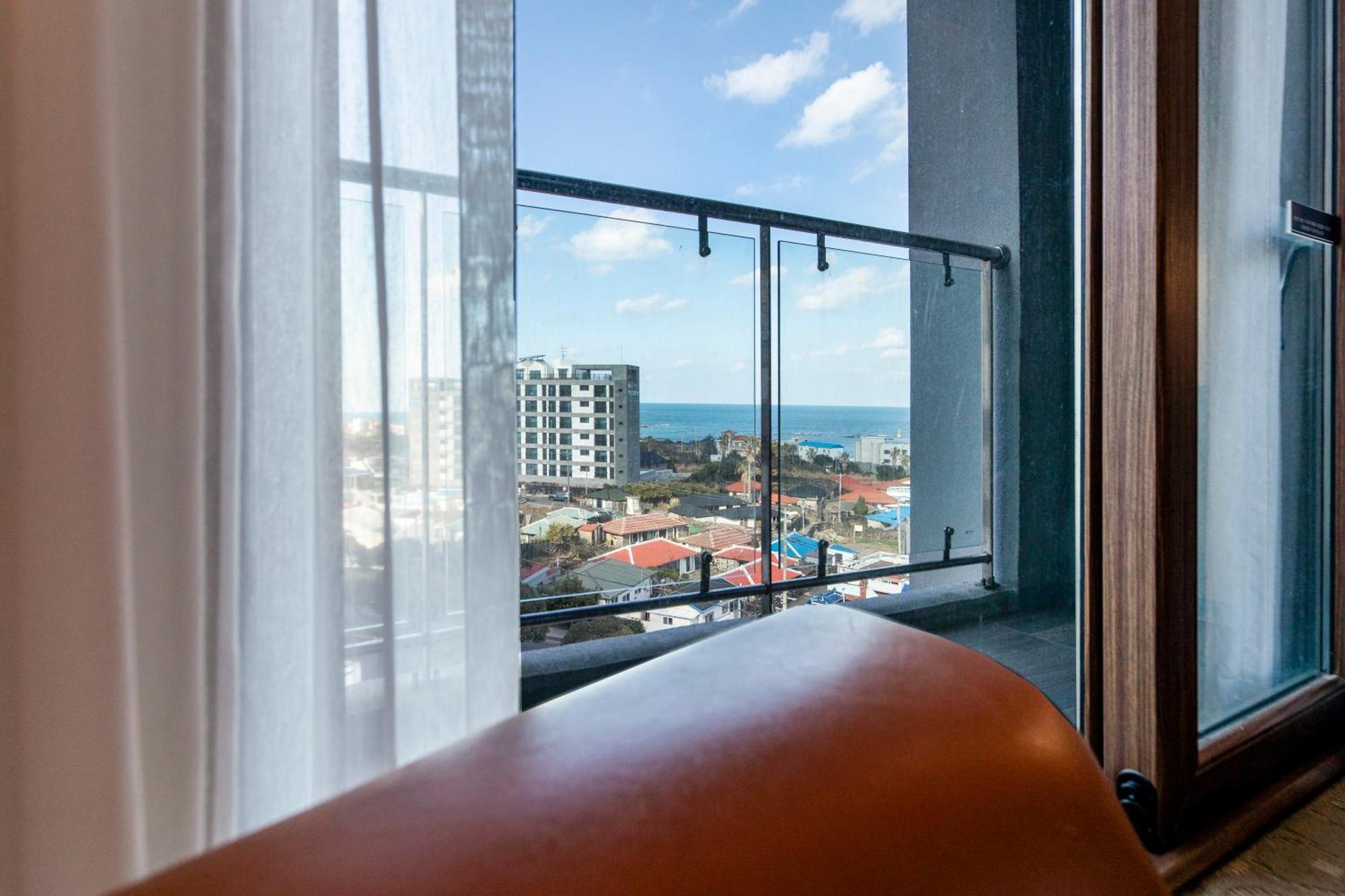 Ramada By Wyndham Jeju Hamdeok Otel Dış mekan fotoğraf