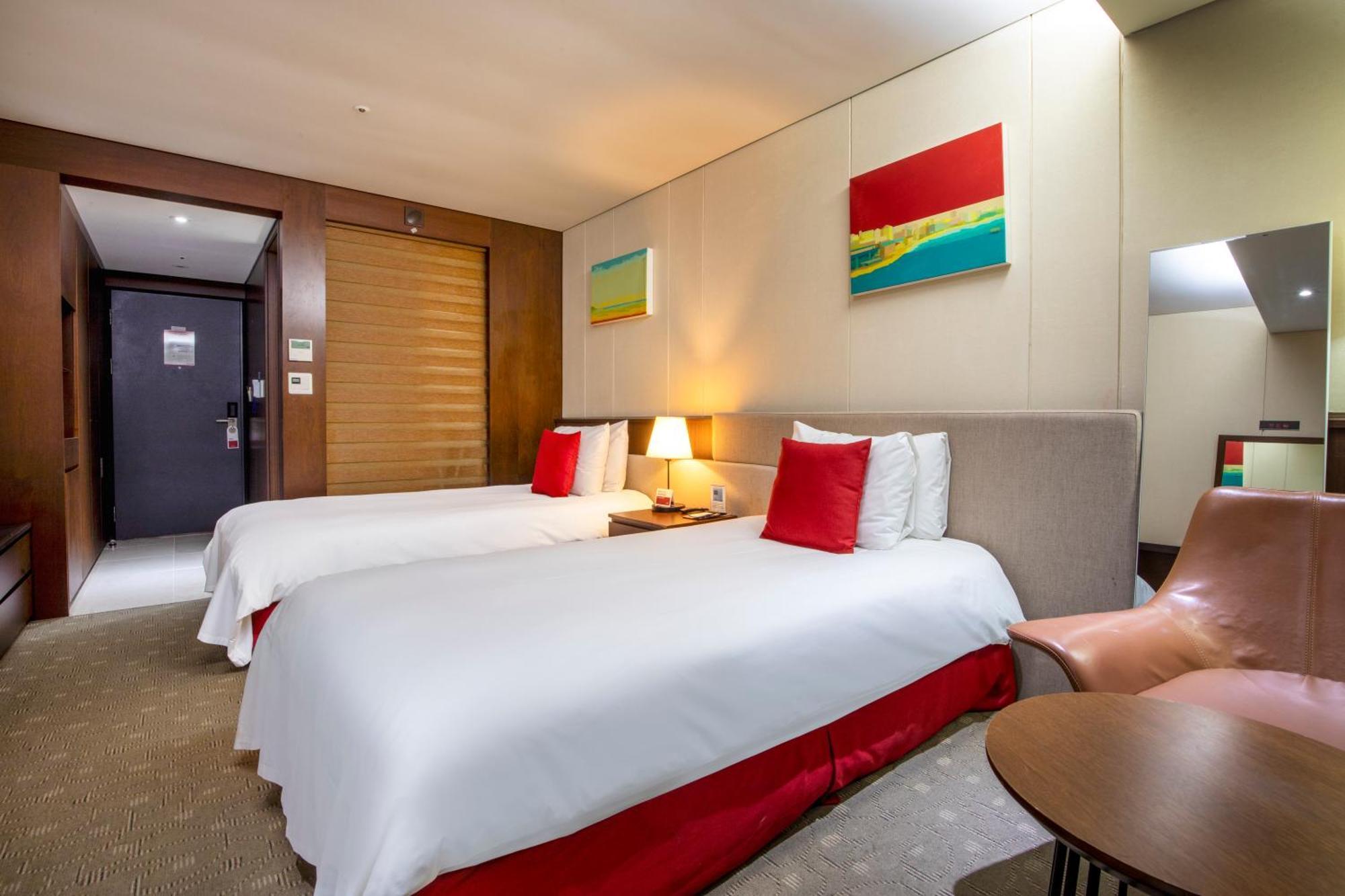 Ramada By Wyndham Jeju Hamdeok Otel Dış mekan fotoğraf