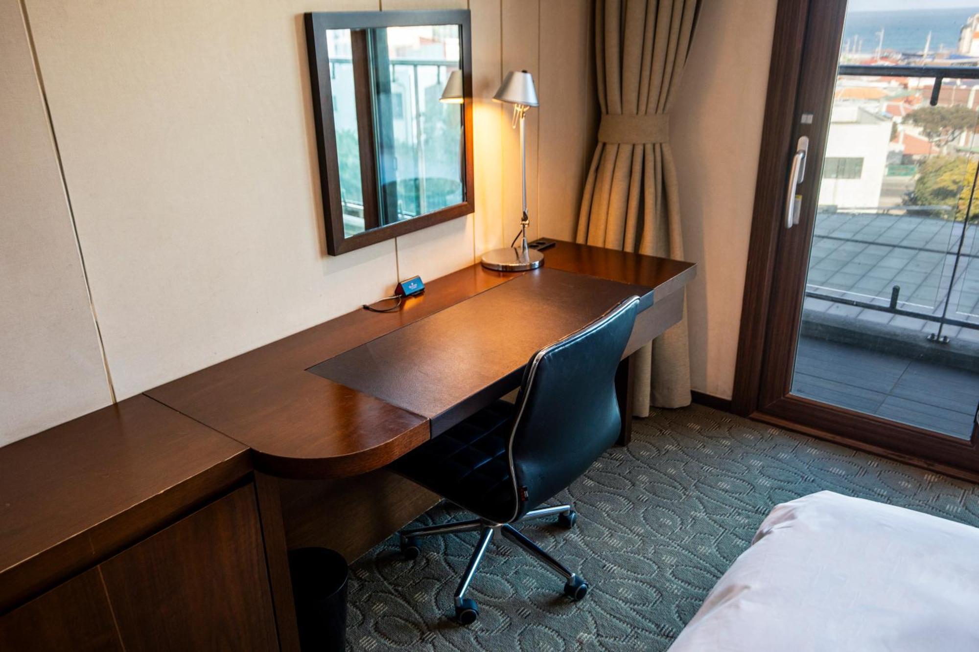 Ramada By Wyndham Jeju Hamdeok Otel Dış mekan fotoğraf